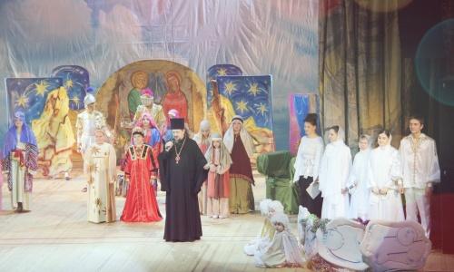 Рождественская елка Добрые дела 2016